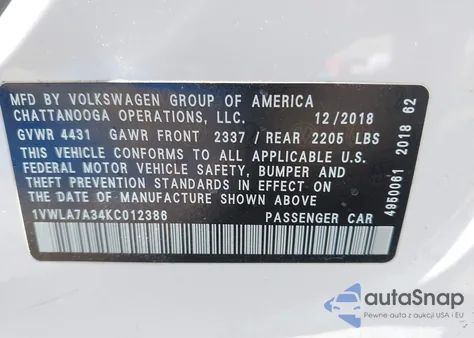 2019 Volkswagen Passat 2.0T Wolfsburg Edition z USA, uszkodzony, nr VIN 1VWLA7A34KC012386